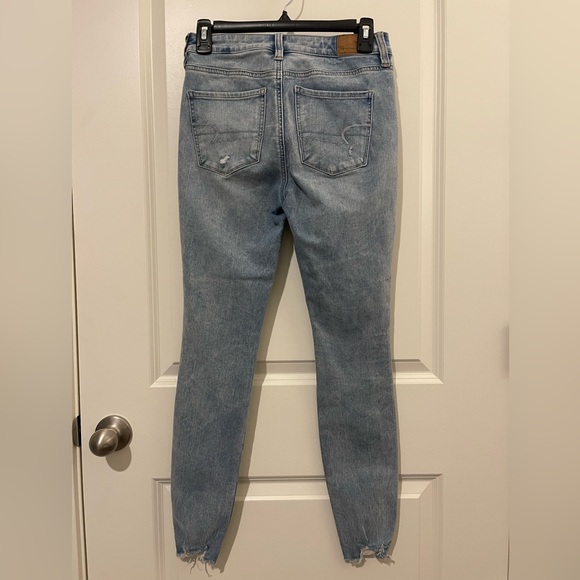American Eagle Blue Distressed Super High Rise Jegging Jeans Next Level Stretch - Picture 3 of 7